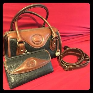 Dooney and Bourke premium leather purse and wallet